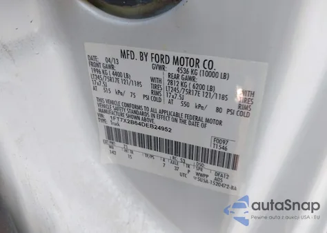 2013 Ford F-250 Xl z USA, uszkodzony, nr VIN 1FT7X2B64DEB24952